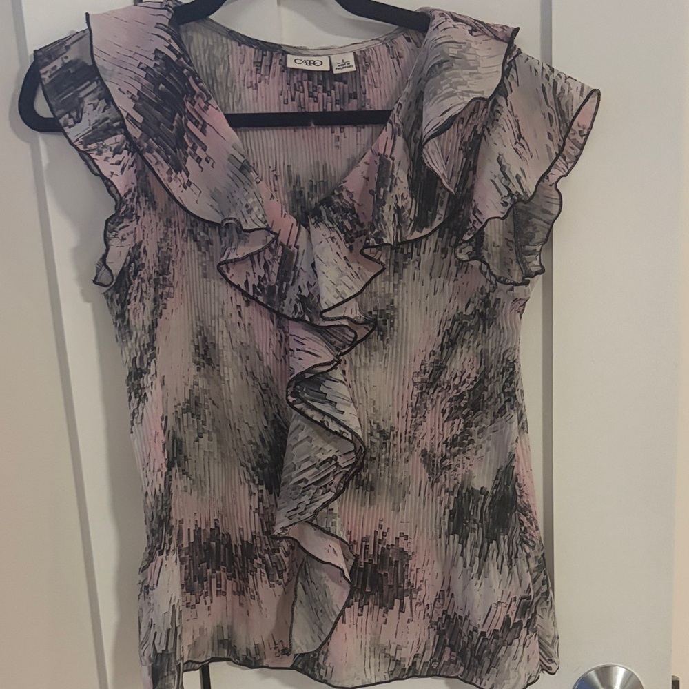⭐️Cato Women's Pink and Black Ruffled Blouse